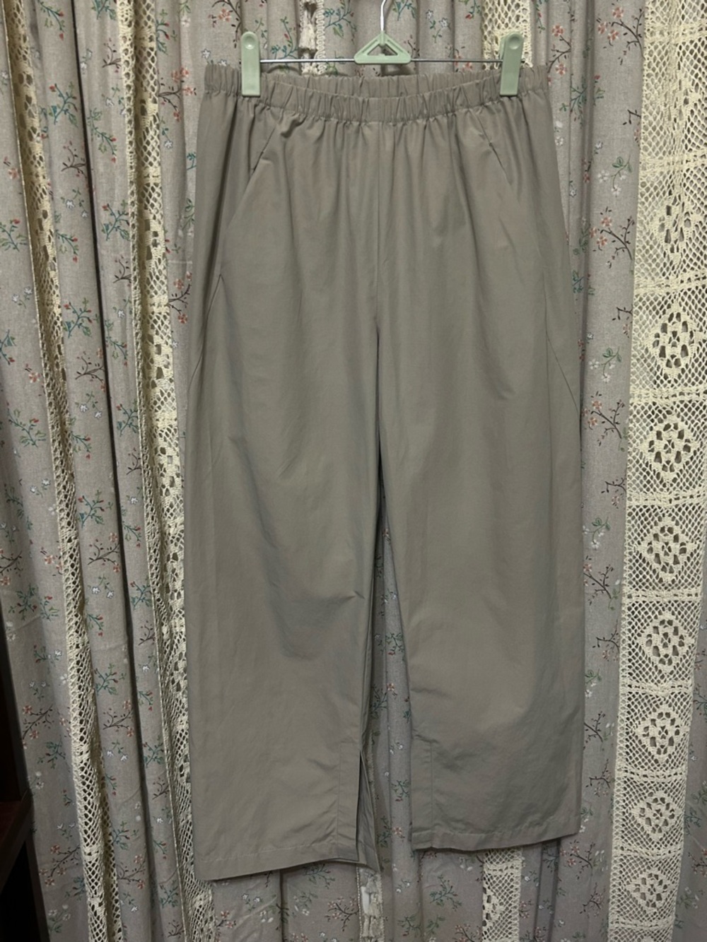 Kal Rieman Split Hem Capri Sand Pull On Pants Cropped Minimalist M